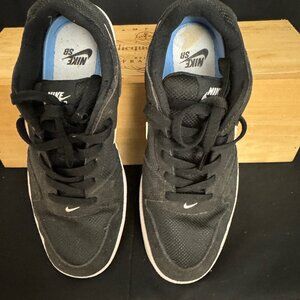 Nike Alleyoop Black Skateboarding Shoe